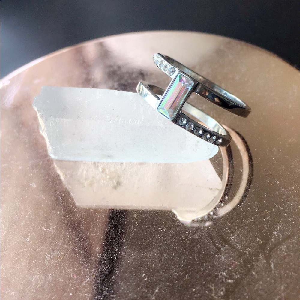 Double banded ring